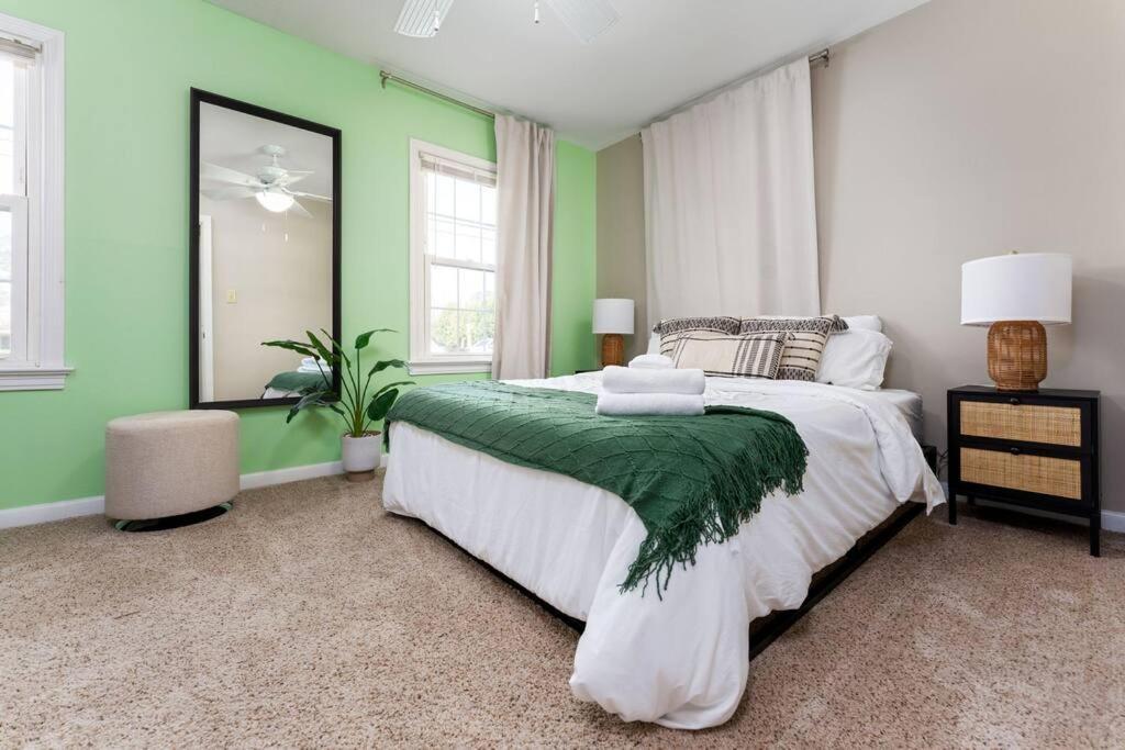 Serenity Beach House In Central Ilm W/ King Bed Wilmington Luaran gambar